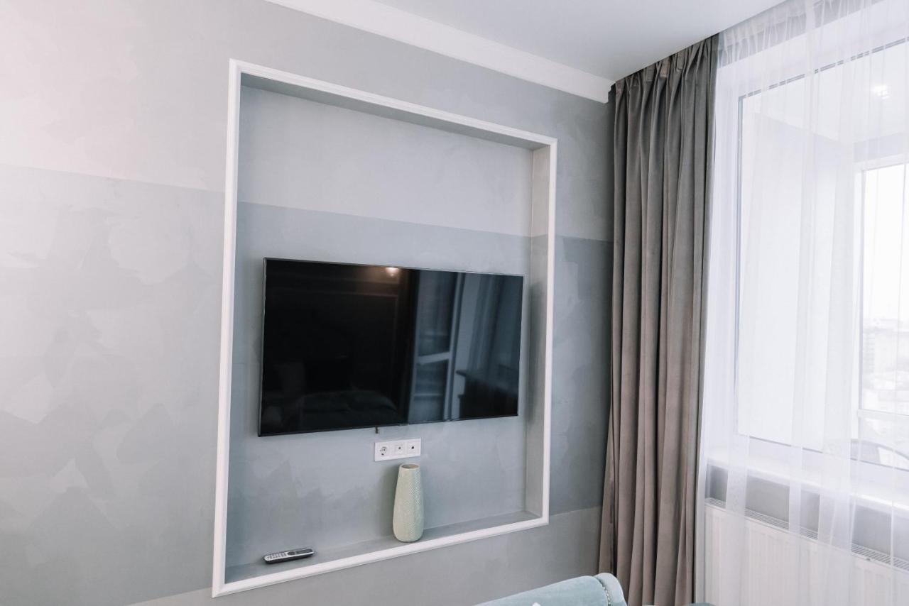 Royal Tower Vip Smart Apartments 1 Kyiv Exterior photo